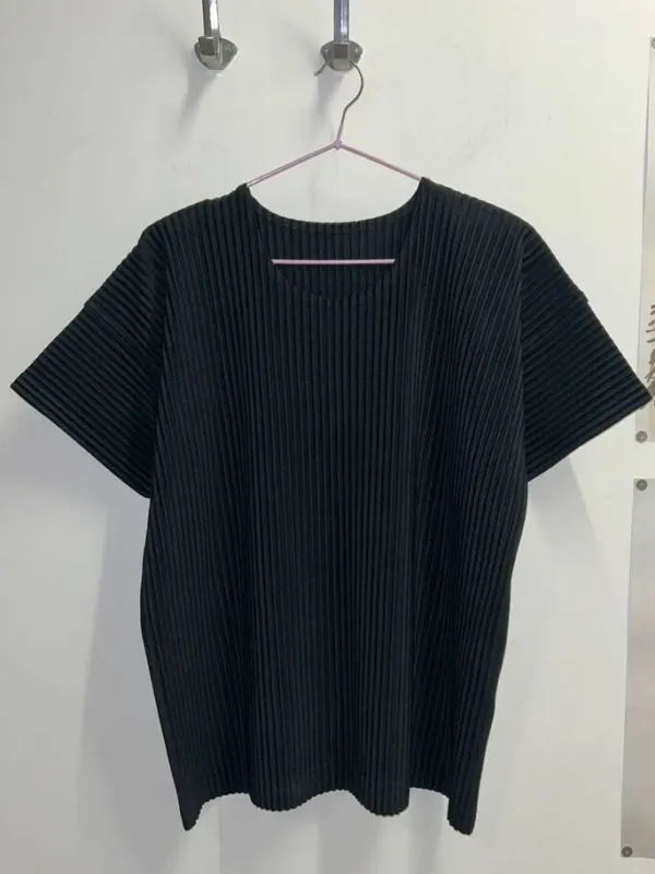 Футболка Issey Miyake