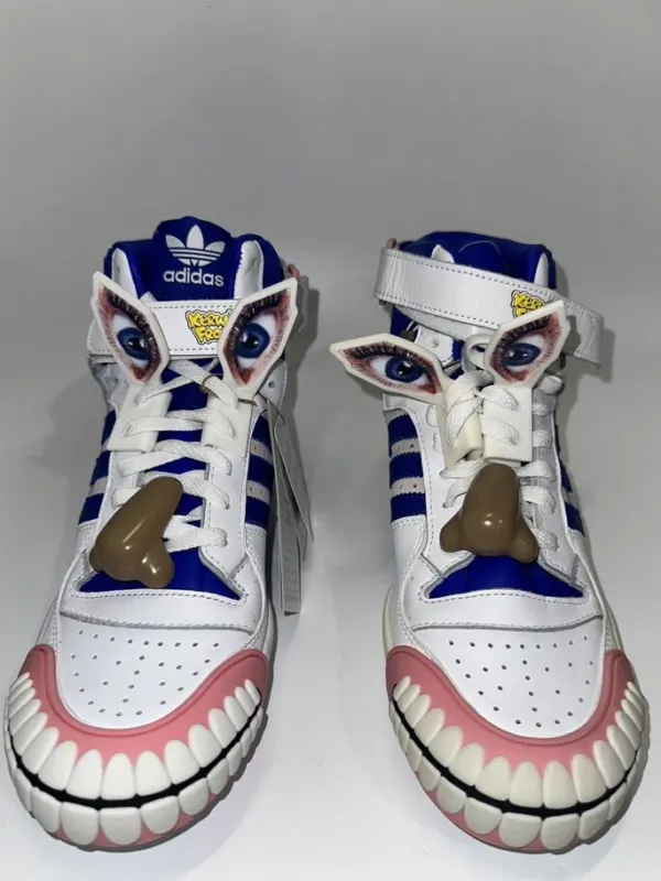 Кроссовки Adidas