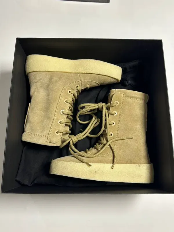 Сапоги Yeezy, фото 2 из 10