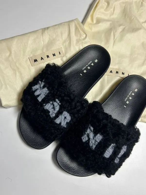 Шлёпанцы Marni