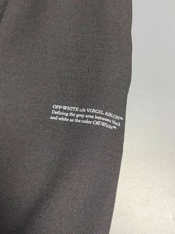 Шорты Off-White 2021, фото 3 из 10