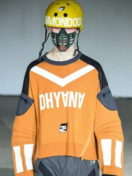 Свитшот Undercover SS19