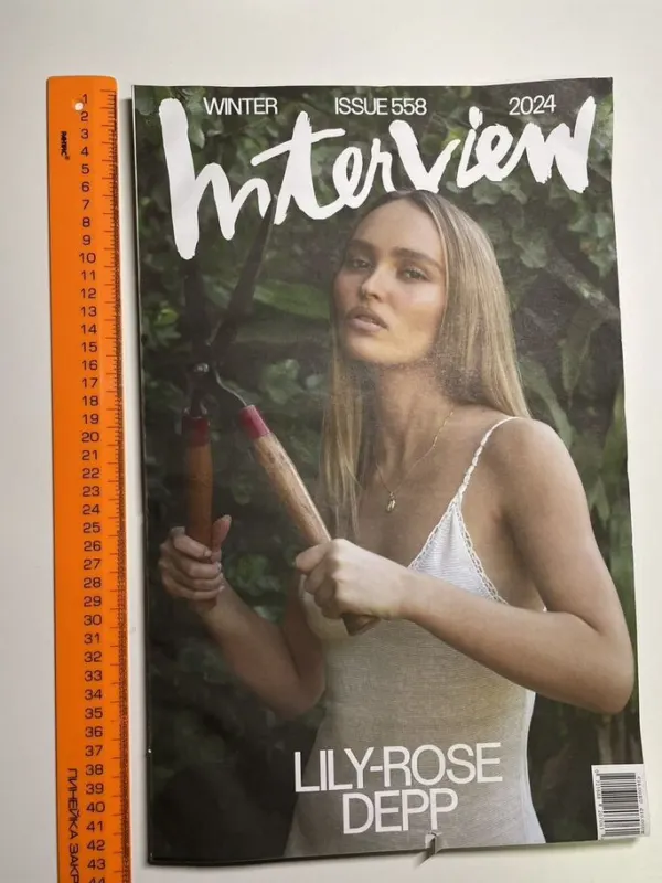 Журнал Interview Magazine Lily-Rose Depp, фото 4 из 9